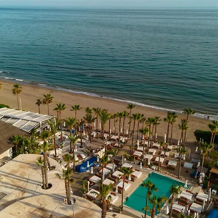 Villa Stunning With Private Pool In Elviria Next To Golf Course