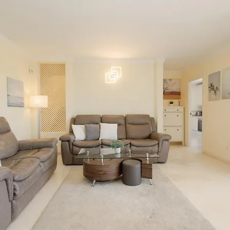Villa Stunning With Private Pool In Elviria Next To Golf Course Marbella