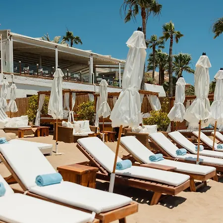 Stunning With Private Pool In Elviria Next To Golf Course Villa *
