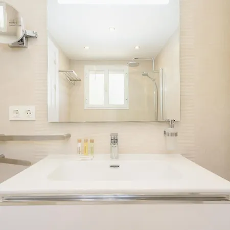 Stunning With Private Pool In Elviria Next To Golf Course Villa