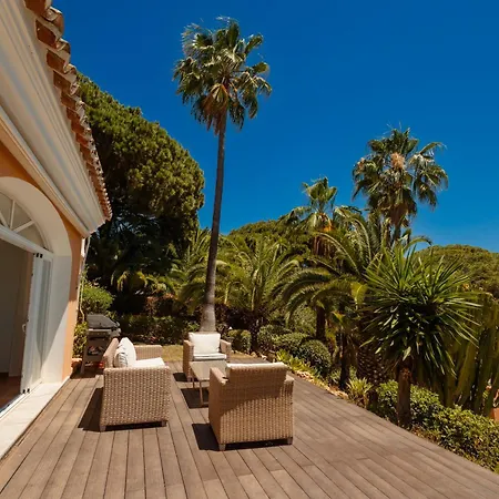 Stunning With Private Pool In Elviria Next To Golf Course *